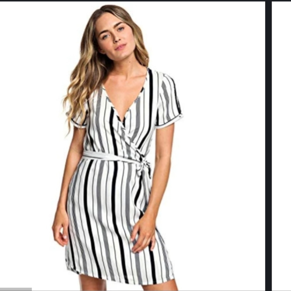 Roxy Monument view wrap dress.